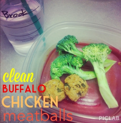Clean Buffalo Chicken Meatballs